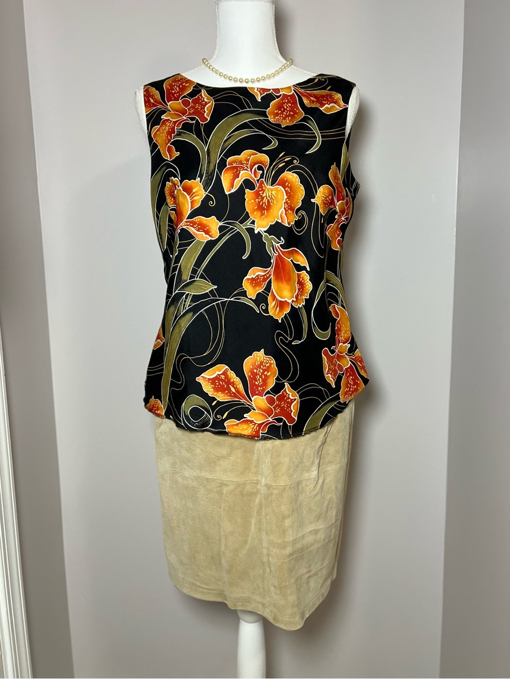 Vintage 1980s–90s 100% Silk Iris Tank Blouse Orange Tropical Floral Resort Core